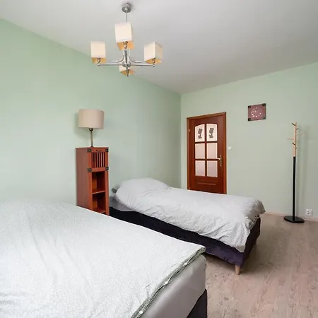 Apartament Mieszkanie Albatros 2 Sypialnie, Salon, Kuchnia, Lazienka Warszawa