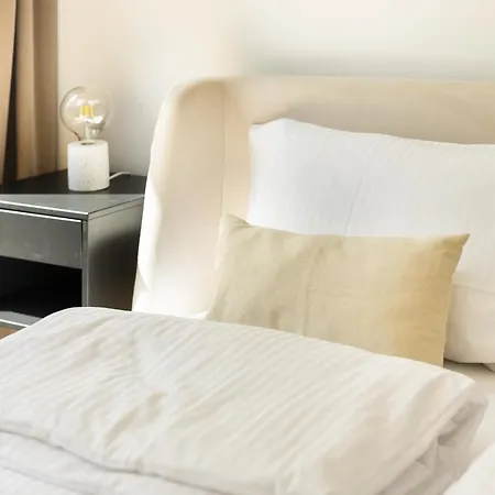 Ecru 3-bedroom Luxurious With City View Wwa22 * Warsaw
