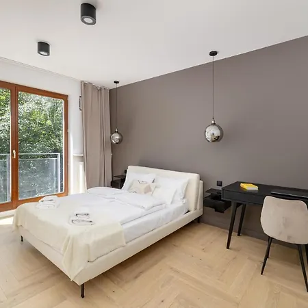 Apartment Ecru 3-bedroom Luxurious With City View Wwa22 Warsaw