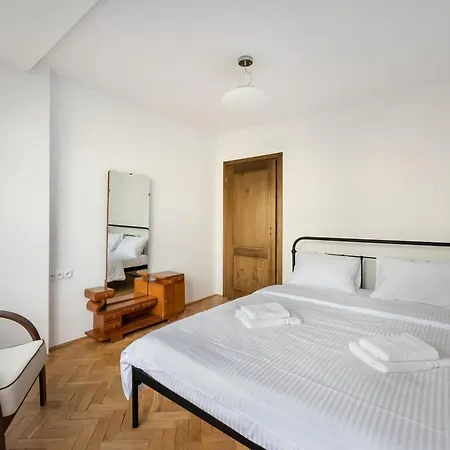 Anielewicza Pin-up Studio Muranow Polin Apartment Warsaw