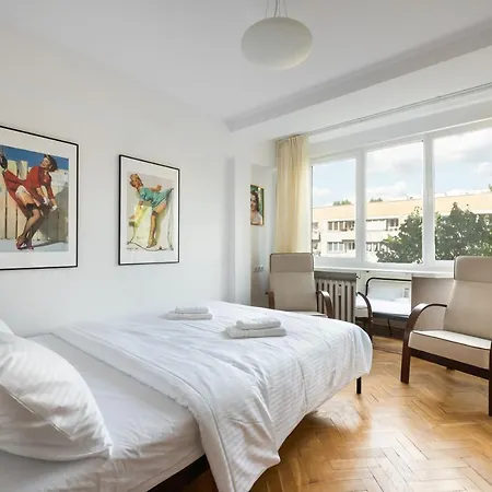 Anielewicza Pin-up Studio Muranow Polin * Warsaw