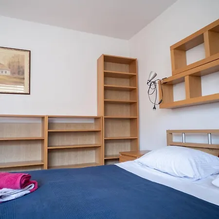Apartroom Nowiniarska Kwatera prywatna Warszawa