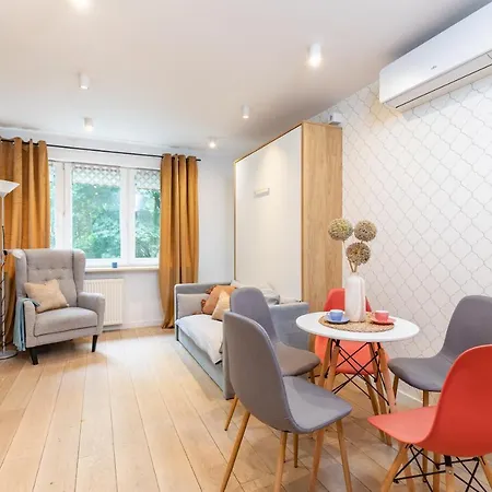 Apartment Superapart Al. Jerozolimskie 141 Warsaw