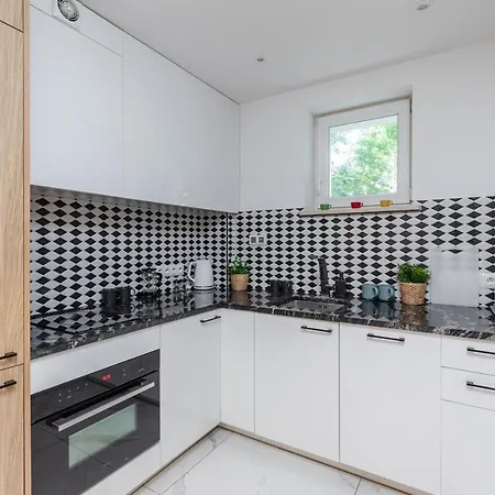 Apartment Superapart Al. Jerozolimskie 141
