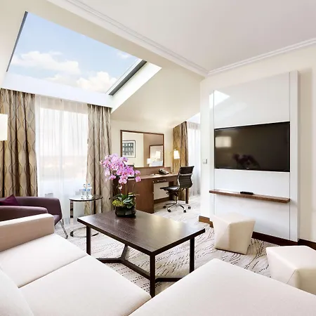 Doubletree By Hilton & Conference Centre Warszawa