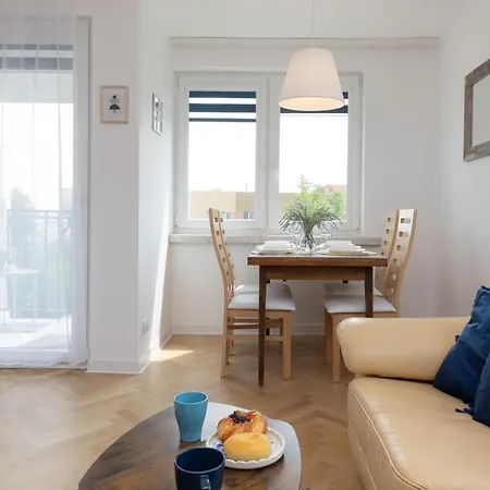 Apartment Elegant With Ac 550 M To Copernicus Science Centre By Renters *