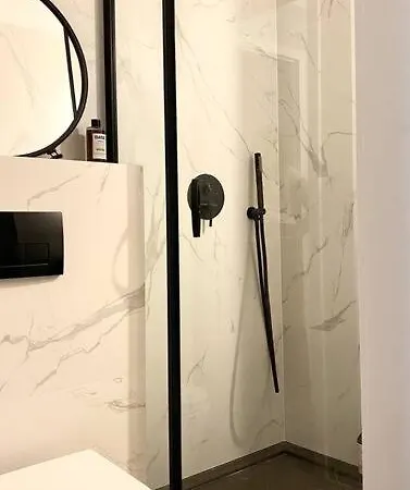 Apartament Close To Metro, 8 Minutes To Centrum And Near Airport *