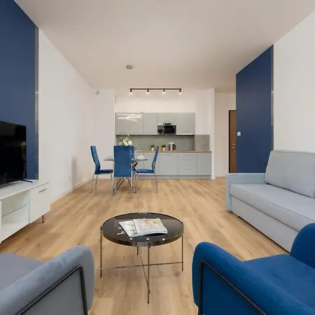 Avenue Solidarnosci On Wola By Renters Apartment *