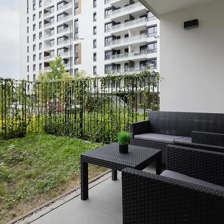 Zoliborz Artystyczny With Parking By Renters Apartment