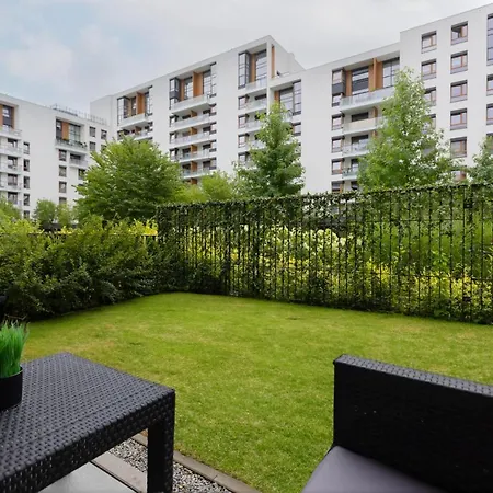 Apartment Zoliborz Artystyczny With Parking By Renters Warsaw