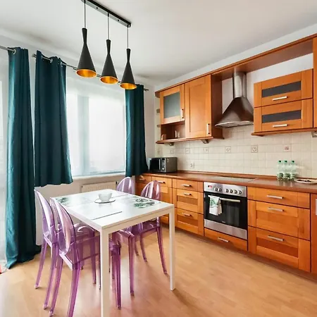 Ken 54 2-bedroom Apartament Warszawa