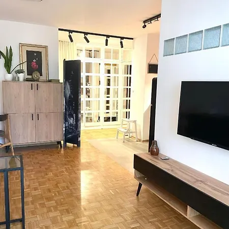 Powisle Apartment
