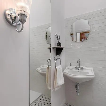 Wilcza 13 By Homeprime Warsaw