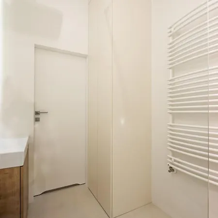 Centrum Nauki Kopernika Luxury Apartamento *