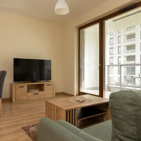 Cosy Bialej Floty With Parking By Renters Apartment *