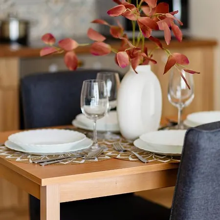 Apartment Cosy Bialej Floty With Parking By Renters