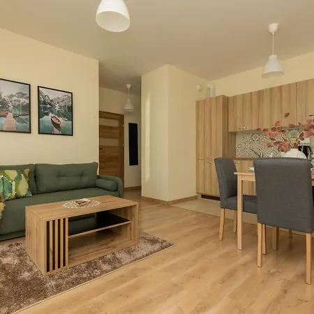 Apartment Cosy Bialej Floty With Parking By Renters