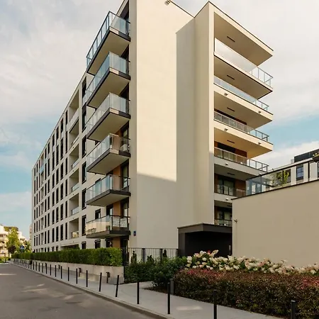 Apartment Cosy Bialej Floty With Parking By Renters Warsaw