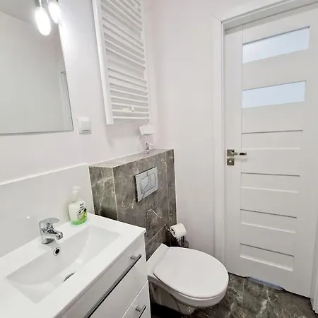 Apartment Batorego 16/120 *