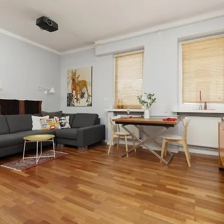 Apartment Comfy Centre By Renters *