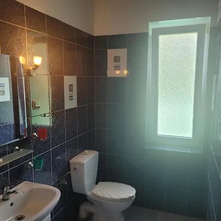 Turystyczne Uslugi Hotelarskie * Warszawa