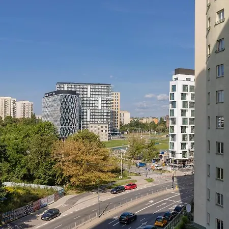 Metro Wilanowska With Parking By Renters Apartament *