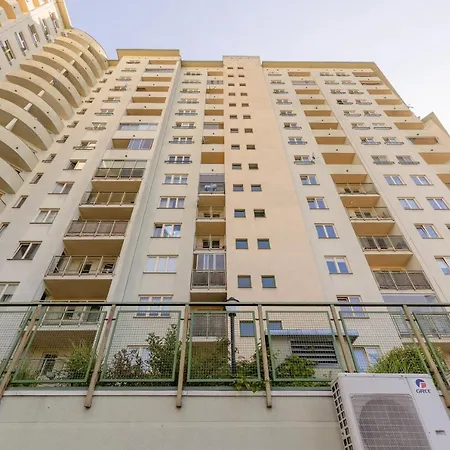 Metro Wilanowska With Parking By Renters Apartament *