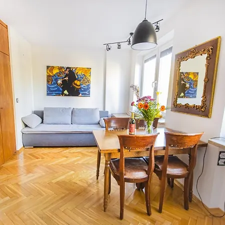Charming Next To Lazienki Park And Center Warsaw