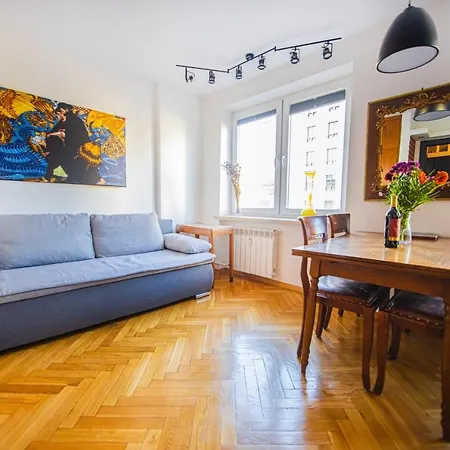 Charming Next To Lazienki Park And Center Apartment