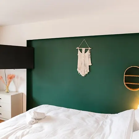 Apartment Chmielna Apartment: With Smart Tv And Wi-fi *