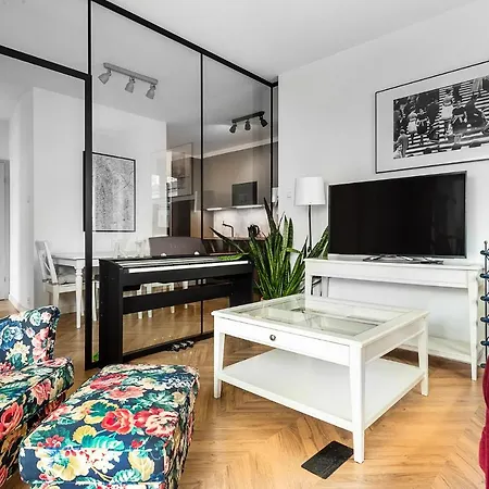 Charming Close To The Center Apartament Warszawa