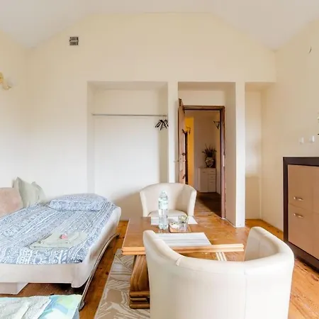 Sloneczny Dom Zaprasza Apartment