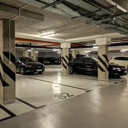 Modern Praga With Parking Near The Zoo By Renters Warsaw