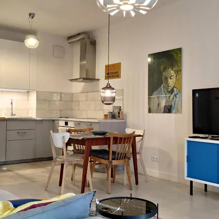 Apartament Wilanow Comfort, Klimatyzacja, Garaz, Fast Wifi *
