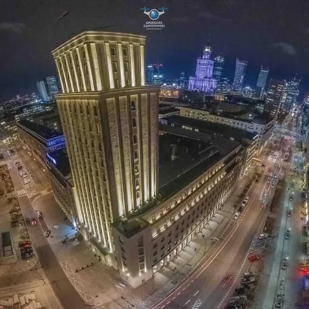 Orange 3 Fast Wifi 1gbs 85'tv Netflix Hbo Disney+ Skyshowmax Apartment