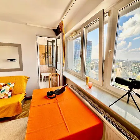 Orange 3 Fast Wifi 1gbs 85'tv Netflix Hbo Disney+ Skyshowmax Apartment *