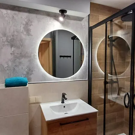 Sky View Apartment