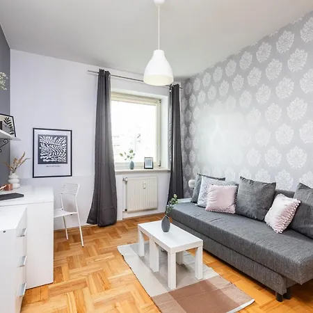 Powstancow Slaskich 61 Apartament *