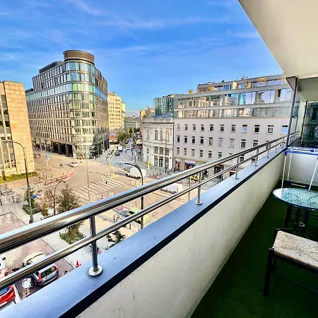 Apartment Gold 5 Fast Wifi 1 Gbs Big 85'tv Netflix Hbo Disney+ *