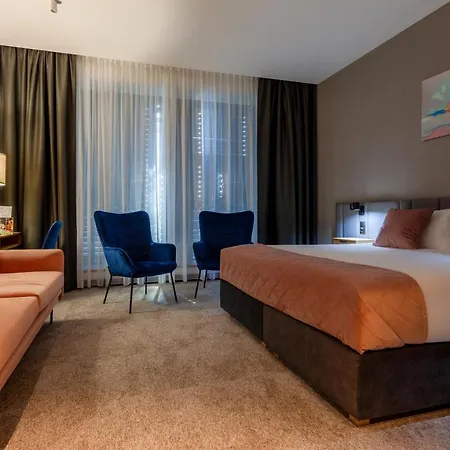 Sante Hotel