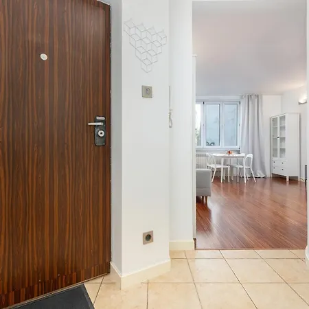Rejtana Comfortable Mokotow By Renters Warszawa