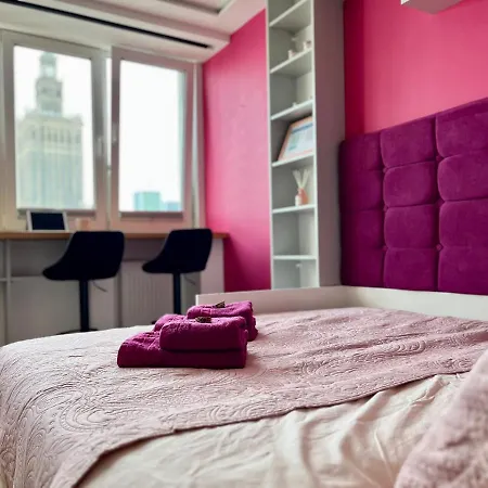 Apartment -- View City Center Pink --