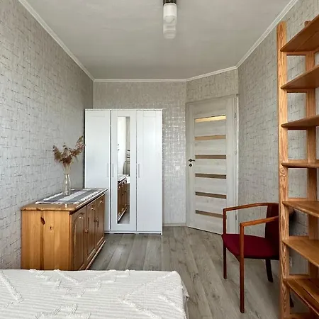 Ochota Apartment *