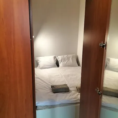B10 Zasnij W Narnii Obok Sadu Al Solidarnosci Apartment *