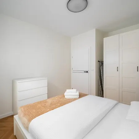 Wola Nakielska Comfort Apartment Warsaw