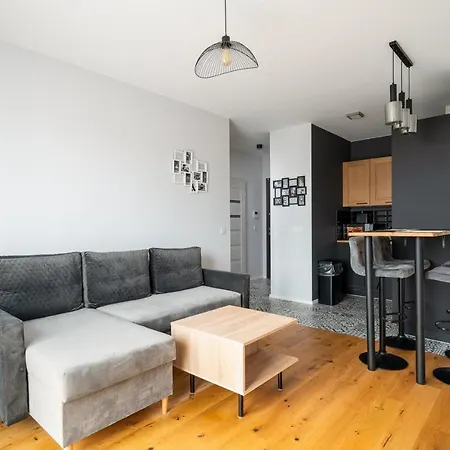 Praga Zupnicza Modern Apartment Warsaw