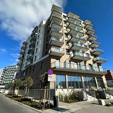Apartament 52 *