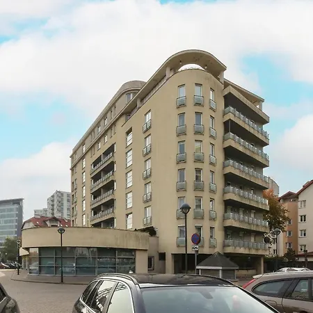 Apartment Cozy Near Airport By Renters *