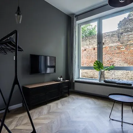 Zamkniete - Golden Apartments- Zabkowska Warsaw