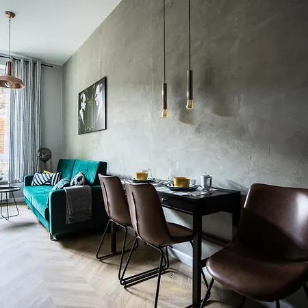 Apartment Zamkniete - Golden Apartments- Zabkowska